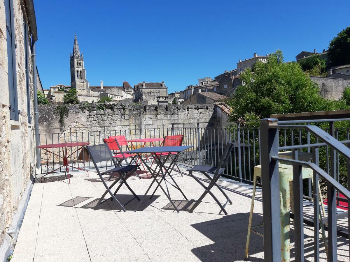 Les Logis Des Vignobles Saint Emilion En Duplex N 2 Avec Terrasse Apartment Luaran gambar